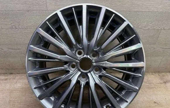 Mitsubishi Outlander R18 alloy rim 4250F624