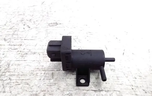 Renault Scenic II - Grand scenic II Turbo solenoid valve 7700113709