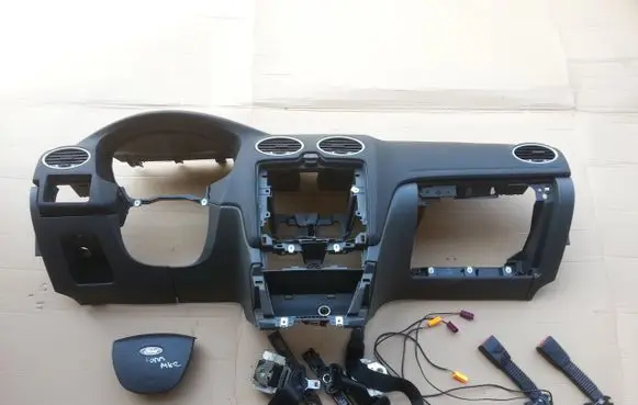 Ford Focus Dashboard 