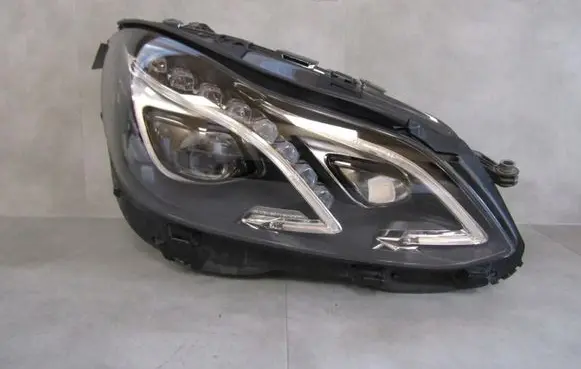Mercedes-Benz E W212 Headlight/headlamp