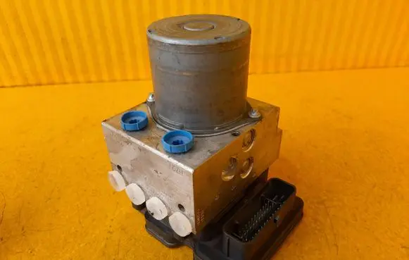 Mercedes-Benz S W222 ABS Pump A2224314512