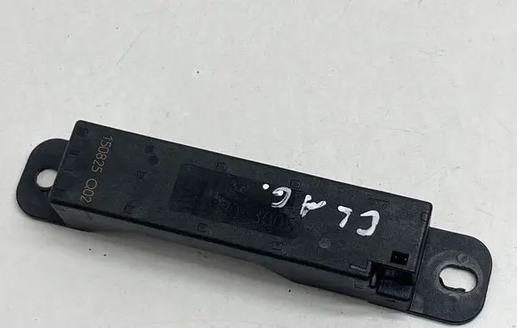 Mercedes-Benz CLA C117 X117 W117 Keyless (KESSY) go control unit/module A2059053005