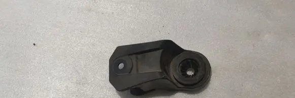 Volvo XC60 Air filter cleaner box bracket assembly 31370344
