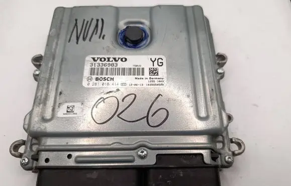 Volvo V60 Engine control unit/module 31336983 0281018414 1039S50500