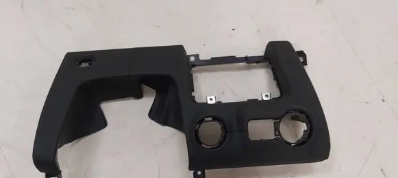 Maserati Levante Dashboard lower bottom trim panel 670012666