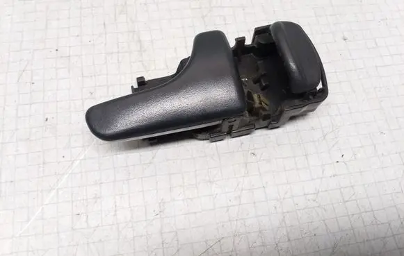 Nissan Terrano Front door interior handle 160695