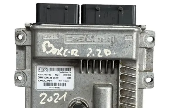 Peugeot Boxer Engine control unit/module 9831731680