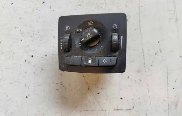 Volvo V50 Light switch 30739298
