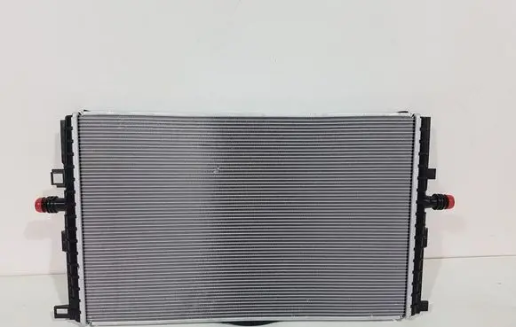 Tesla Model 3 Coolant radiator 1607811-00-B GRG