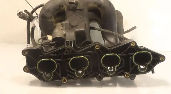 Ford Mondeo MK II Intake manifold