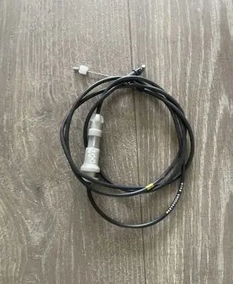 Peugeot 2008 II Engine bonnet/hood lock release cable 9827470080