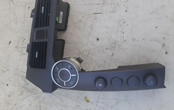 SsangYong Rodius Tailgate/trunk/boot open switch 0752358865ed