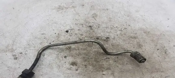 Toyota Corolla E120 E130 Fuel injector supply line/pipe NOCODE