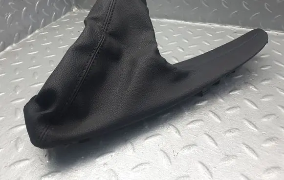 BMW 1 E81 E87 Handbrake trim 9142741 14943410
