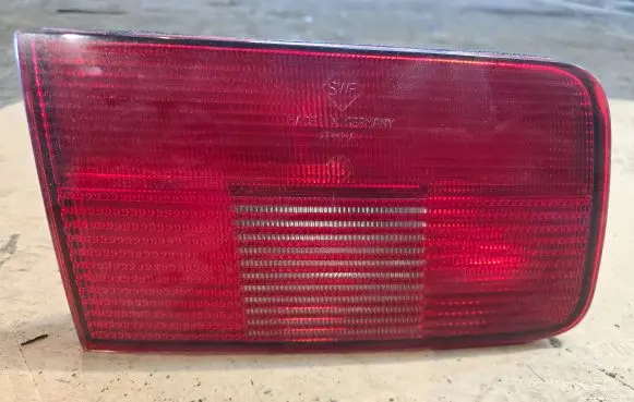 BMW 5 E39 Tailgate rear/tail lights 8361673
