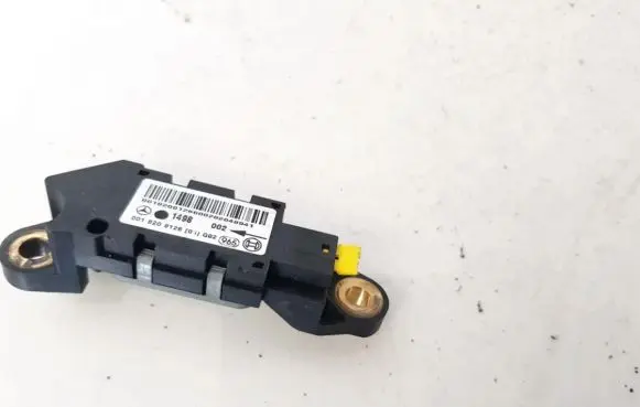 Mercedes-Benz E W211 Airbag deployment crash/impact sensor 0018209126 1498002
