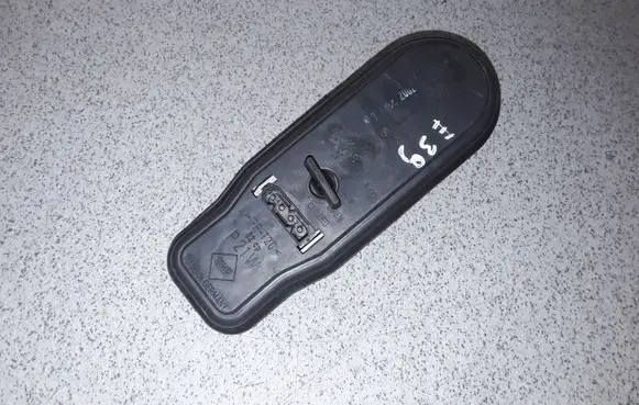 Tail light part