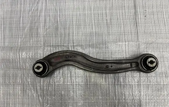 Jaguar F-Pace Rear control arm J8A25500CA