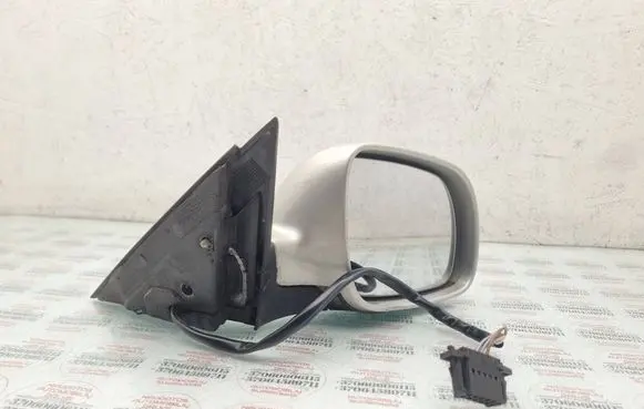 Volkswagen PASSAT B5 Front door electric wing mirror 020514