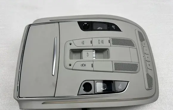 Audi A8 S8 D4 4H Front seat light 4H0947135