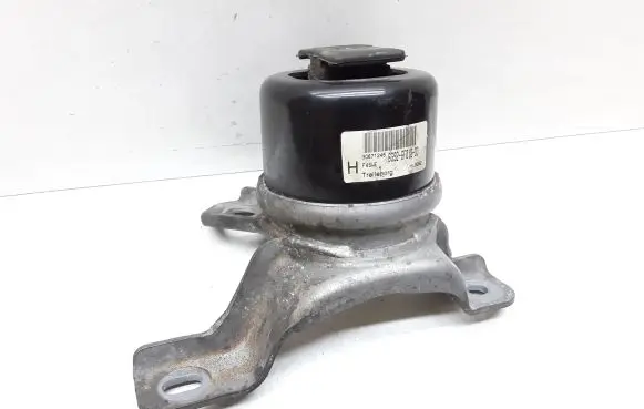 Volvo V70 Engine mount bracket 6G926F012DD 30671245