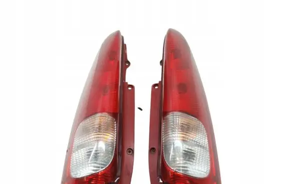 Chevrolet Rezzo Rear/tail lights set 