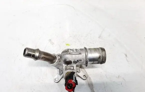 Chrysler 200 Engine coolant pipe/hose