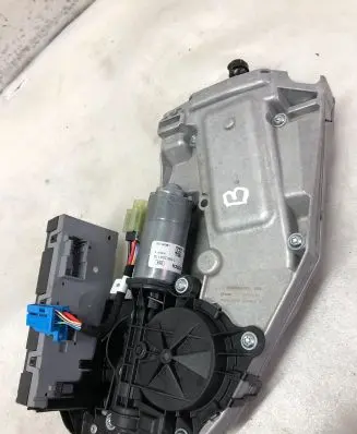 Mercedes-Benz C W206 Tailgate hydraulic pump motor A0999064703