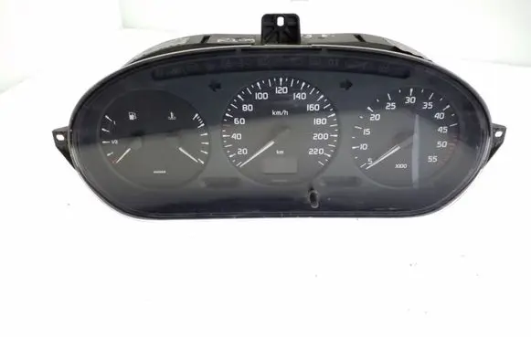 Renault Scenic I Speedometer (instrument cluster) 7700847784