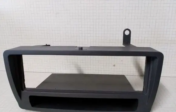 Toyota Corolla E120 E130 Radio/GPS head unit trim 