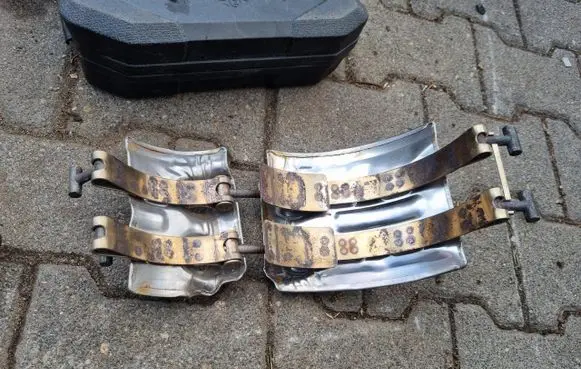 Exhaust heat shield