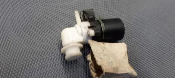 Seat Malaga (023A) Windscreen/windshield washer pump
