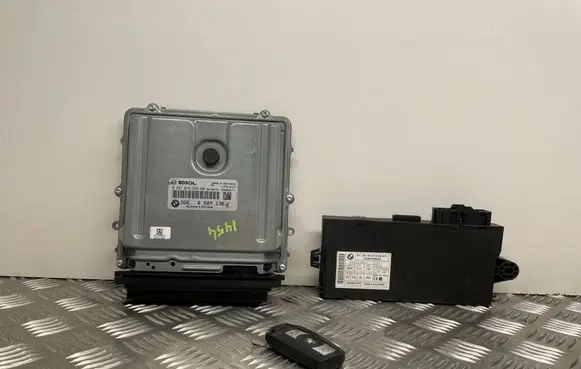 BMW 3 E92 E93 Engine ECU kit and lock set 8507136 0281016285 9147226