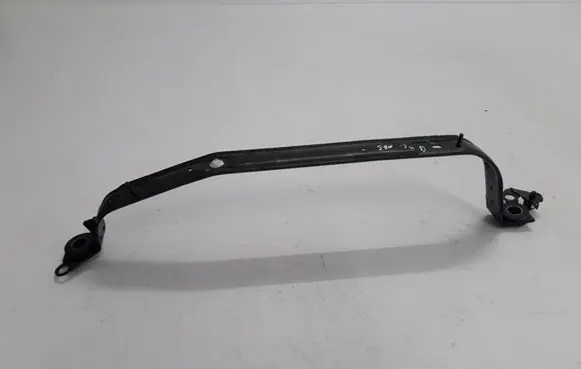 Volvo S90, V90 Fuel tank mounting bracket 31432749