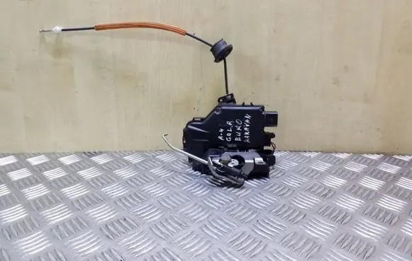 Audi A4 S4 B6 8E 8H Rear door lock 8E0839016C