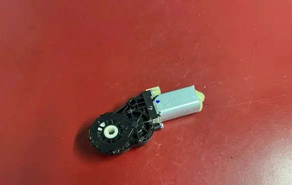BMW X3 G01 Seat adjustment motor 0390203487