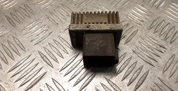 Renault Trafic II (X83) Glow plug pre-heat relay 7700115678