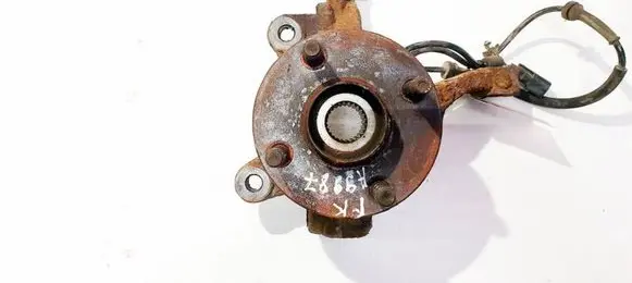 Mazda 2 Front wheel hub