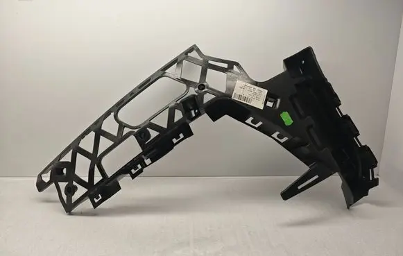 Front bumper mounting bracket