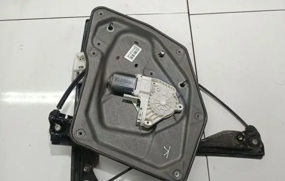 Skoda Superb B6 (3T) Sliding door window regulator with motor 120355
