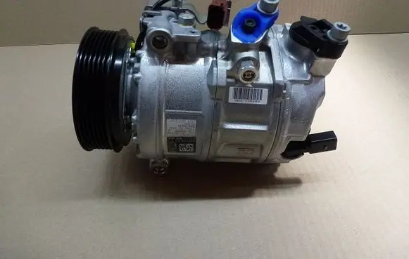 Audi A8 S8 D4 4H Air conditioning (A/C) compressor (pump) 4471408239