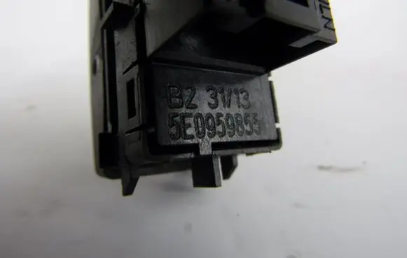 Skoda Octavia Mk3 (5E) Electric window control switch 5E0959855