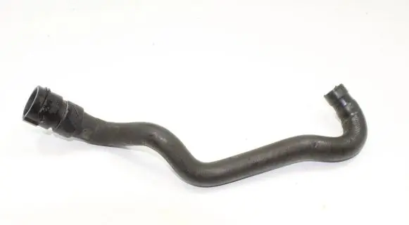 Ford Mondeo MK IV Engine coolant pipe/hose