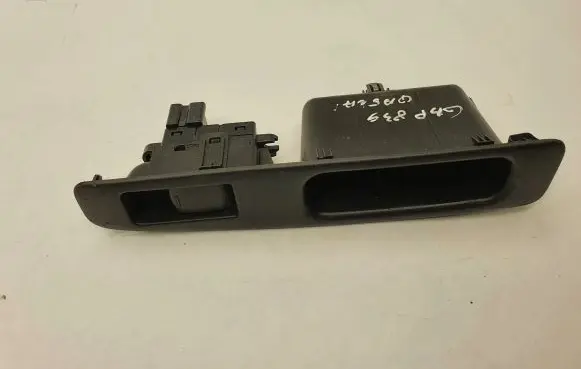 Nissan Qashqai Electric window control switch 25411BR00A