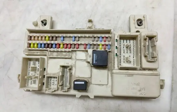 Volvo V50 Fuse module 31268178 09257578 519096812