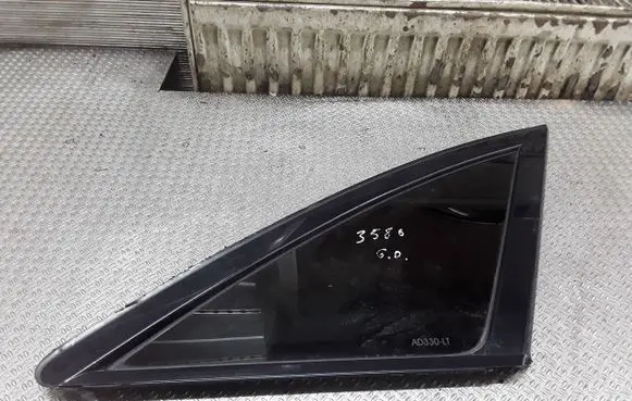 Infiniti FX Rear side window