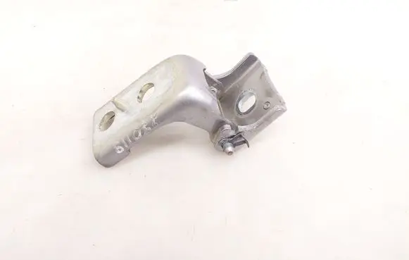 Toyota ProAce City Front door lower hinge 