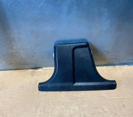 Mercedes-Benz C W202 (B) pillar trim (bottom) 2026902330 SP3352