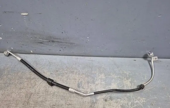 Audi RS Q8 Air conditioning (A/C) pipe/hose 4M0816741DA