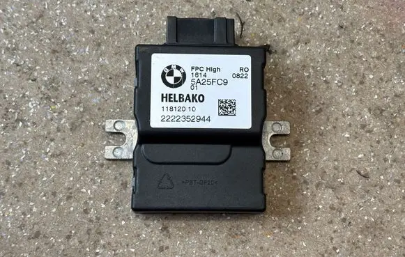 BMW X3 G01 Fuel injection pump control unit/module 5A25FC9